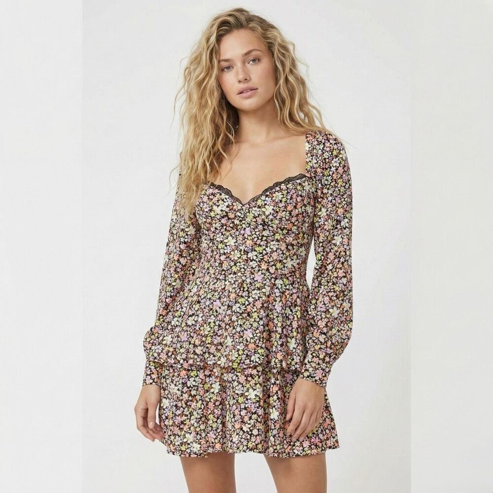 AFRM Dress Small NWT Floral Long Sleeve Tiered Ruffle Mini Sweetheart Revolve